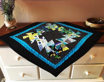 Twister Design Wall Hanging / Table Topper