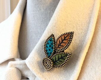 Felt and zipper multi leaf brooch