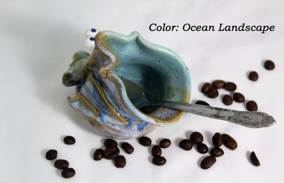 Fish toothpick holder