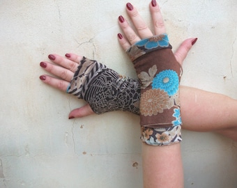 Fingerless gloves short velvet"Brown with blue flowers"