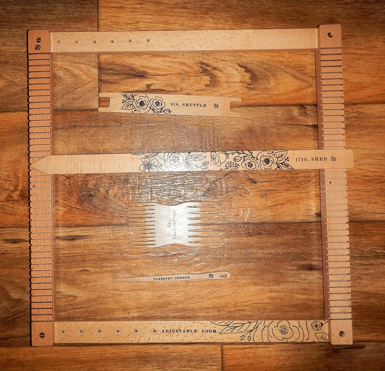 Hobby Lobby Adjustable Peg Weaving Tapestry Frame Loom Kit