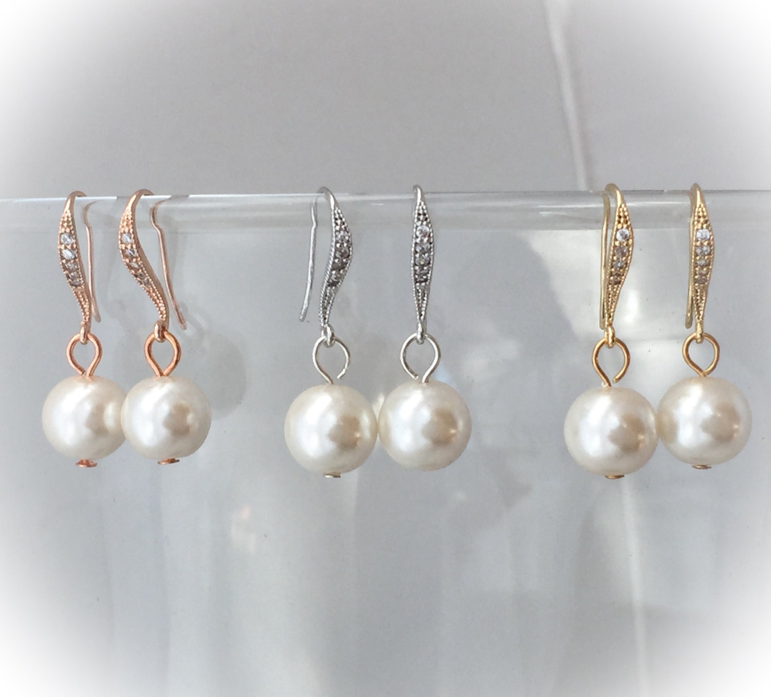Rhinestone earrings with one drop pearl in gold, rose gold and silver