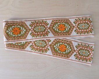 destash vintage embroidered ribbon, wide woven trim