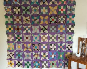 Vintage Quilt Top Curved 9-patch, Purple Sashing, Curved Edge, Excellent Condition