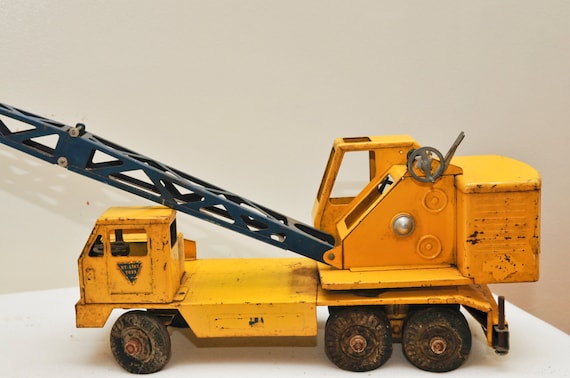 Vintage NyLint Michigan Mteal Construction Crane Toy by UNAVES