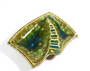 McCoy Vintage Ashtray, Olive Green Midcentury Drip Glaze Atomic Ashtray