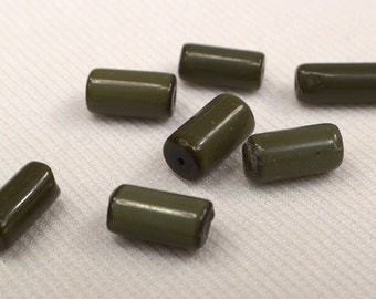 Dark Green Cats Eye Glass Beads, Forest Green Fiber Optic Bead Jewelry Supplies, 10 Loose Green Beads For Jewelry Making, Destash (G142)