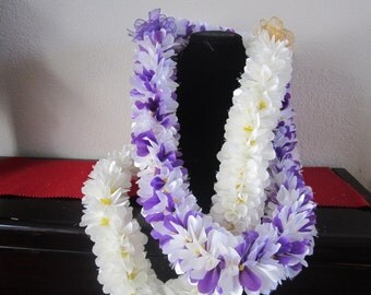 White Ginger Ribbon Leis