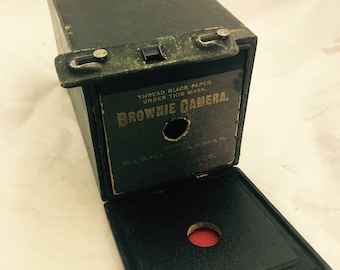Antique Eastman Kodak Brownie 1899 Patent Version Box Camera