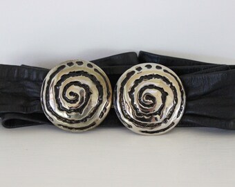 Genuine vintage leather belt 80s style metal hard wear real leather retro