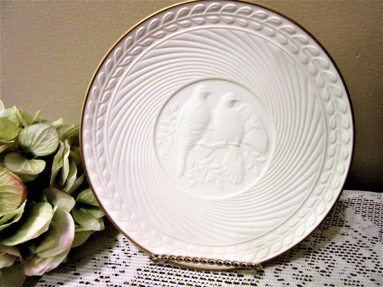 Plate Doves Avon Porcelain Bisque 1986 Vintage BLM