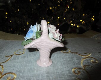 ENGLAND THORLEY BONE China Basket of Flowers