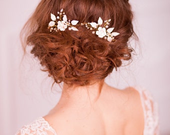 Flower bridal hair pins Leaf wedding hair pins Flower bridal hair accessories Flower bridal hair clip Floral bridal hairpiece Gold hair pins