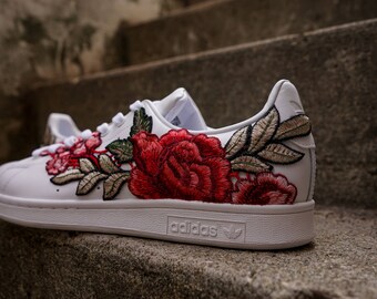 stan smith floral embroidery