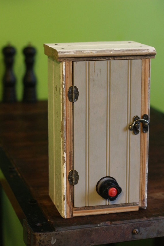 Barn Wood Box Wine Holder for 3 liter Boxed Wine