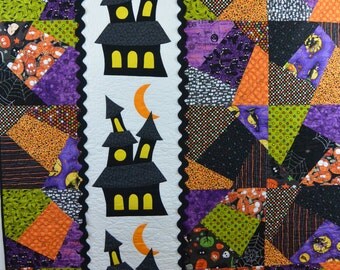 Sweet Halloween Haunted House Crazy Quilt