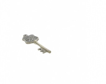 Route 66 brass key 77mm, pendant piece , 15838AG