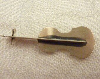 SALE ---- Vintage Sterling Silver Beau String Instrument Brooch