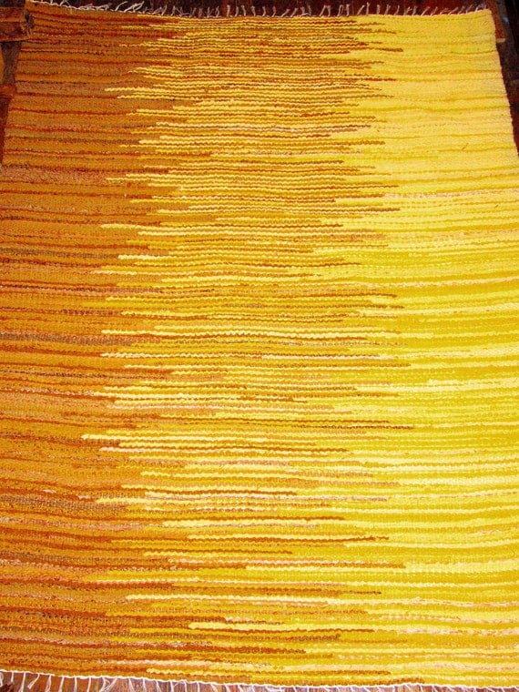 Handwoven rag rug Wall tapestry wall hanging 32' x