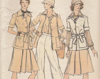 70s Wardrobe Pattern Vogue 8841 Size 10