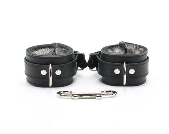 Bondage 2'' Leather Restraints Bdsm Cuffs Black Stitched Faux Chinchilla Fur Lined