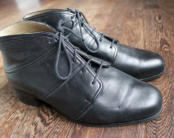 80s Vintage Black Leather Ankle Boots for Women 40EU 7UK 9US