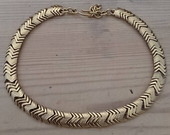 Vintage Monet necklace /choker