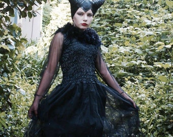 Deluxe Halloween Maleficent Dress and Black Horns ~ Headdress ~ Costume ~ CosPlay ~ Steampunk ~ Gothic ~ Day of the dead