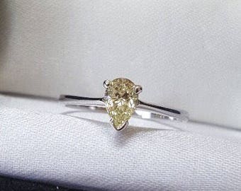Pear Shape Pale Yellow Diamond in 18ct White Gold