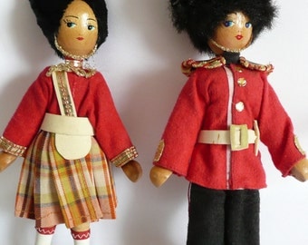 Vintage Wooden Peg Dolls Made in Poland Folk Art