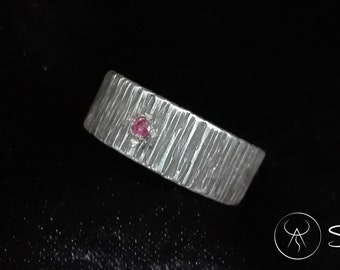 Male in Silver 925 textured and a spinel ruby ring. Adjustable