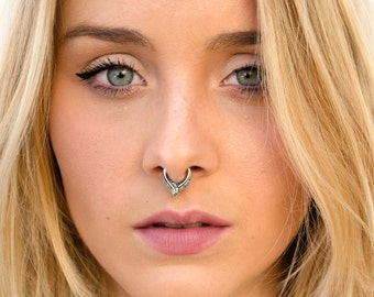 Feather Septum Ring Nose Ring Body Jewelry Sterling Silver Bohemian Fashion Indian Style 14g 16g - SE039R SS M11