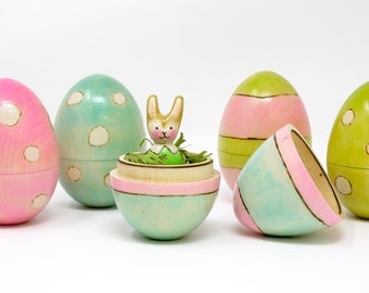 Wooden Easter Egg with Mini Bunny, bunny peg doll, hollow wooden egg, kids Easter, Easter basket, Easter bunny, Easter gift, bunny toy