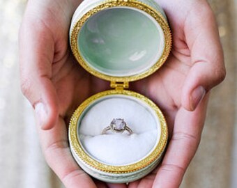 Proposal ring box, wedding ring box, macaron ring box, ring holder romantic engagement ring holder pillbox, ceramic macaroon ring bearer box