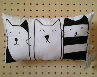 Cushion- Cat Cushion - Cat Theme - Three Cats - Cats - Cat Pillow