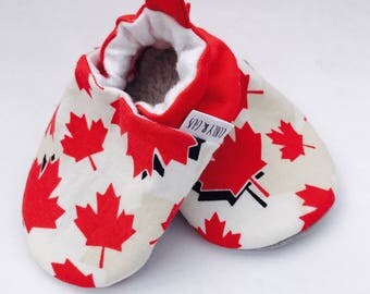Canada Baby Shoes, Patriotic Baby Shoes, Canada Day Baby Slippers, Soft Sole Baby Shoes, Gender Neutral, Baby Moccasins, Baby Booties