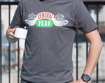 Friends Central Perk (FRI0026-101CHR) Men's T-shirt. Friends TV show, New York, NYC, Chandler, Ross, Monica, Phoebe, Rachel, Joey, cafe.