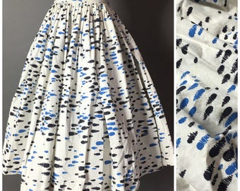 Vintage 50s skirt / 1950s skirt / novelty print skirt / super full pleated skirt / cotton skirt / M5244