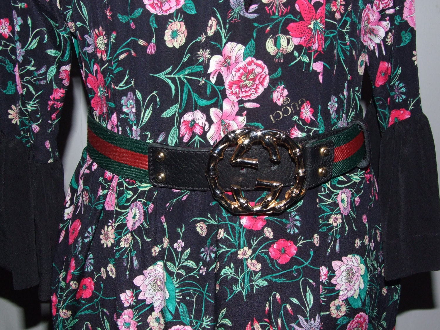 GUCCI Made in Italy Authentic Gold Buckle Belt//GUCCI Italy