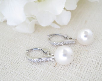 Swarovski 10mm pearl drop earring, Rhinestone and pearl wedding earring, Simple pearl bridal earring