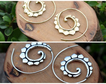 Golden small earrings, Silver Earrings, Hoop spiral earrings, Boho chic, Lotto Flower earrings, Vintage alternative, Spirals for the ears