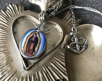 Religious pendant - swallow - bondieuserie - rockabilly necklace
