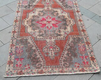 Turkish Rug, Vintage Rug, Handmade Rug, Area Rug, Knotted Rug, Oriental Rug, Aztec Rug, Wool Rug ! Feet : 4'2" x 7' - 48 x 82 inches.