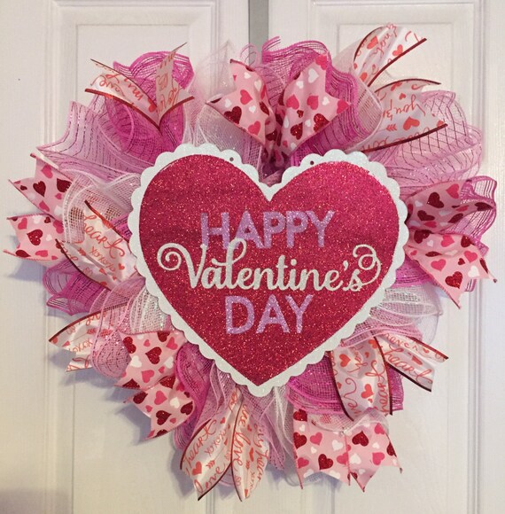 20 Valentines Deco Mesh Heart Shaped Wreath With 3871