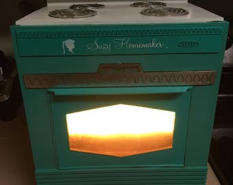 Vintage 1960's Retro Suzy Homemaker Stove Light Up Oven by Topper Green Plastic Toy Oven/Stove Working Light Teal Green