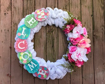 Easter wreath / Easter Decor / Front door Wreath / Home Decor / Front Door Decor / Door Decor / Welcome Wreath / Mesh Wreath / Wreath