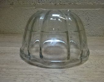 Vintage Round Pressed Glass Jelly Mould/JAJ Pyrex/1950s