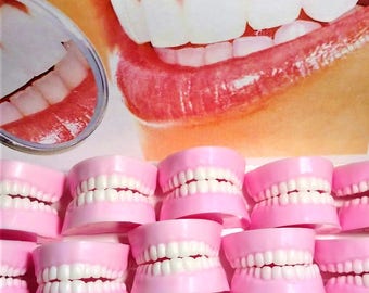 Jaw Teeth Soap, Dentist Gift,Dental Soap, Gag Gift, Funny Soap, Party Favor, Dental Hygienist Tooth Soap Favors.