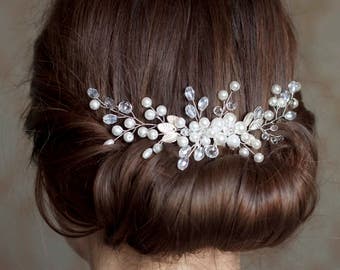 Bridal hair comb, Wedding hair comb, Delicate bridal comb, Bridal Headpiece, Wedding Headpiece, Pearl Hair Piece, Pearl bridal comb