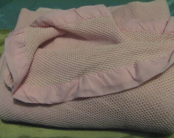 VINTAGE Lovely Double Bed Blanket Open Weave Pink 2 mtr x 2 mtr 60cms V. Good cond